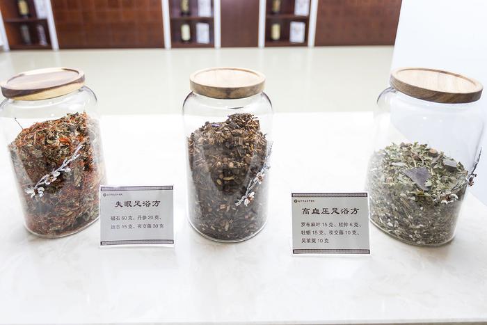 高淳中医院 养生有“膏”招，传承岐黄护健康之中草药制品